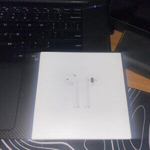 Apple Airpods 2nd generation with charging case